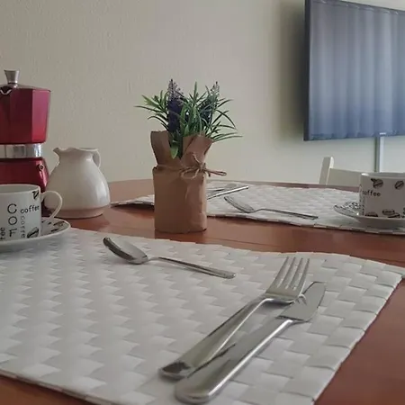 Bonito Apartamento Triana-Los Remedios Siviglia Esterno foto